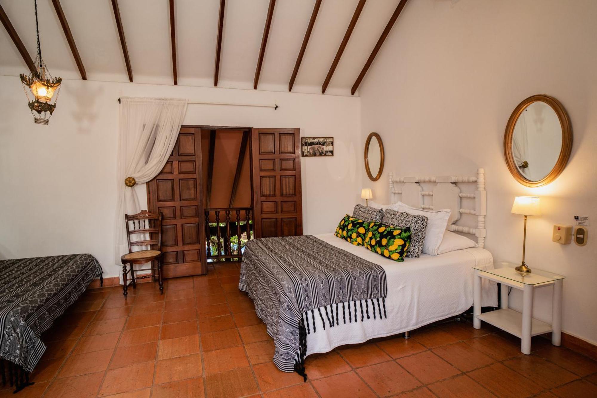 Hotel Boutique Al Alma Санта-Фе-де-Антьокия Экстерьер фото